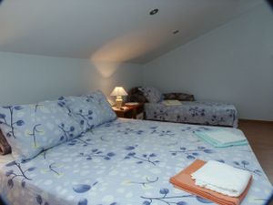 18688061-Ferienwohnung-4-Crikvenica-300x225-4