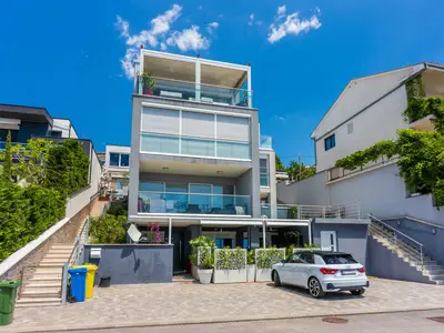 Ferienwohnung für 6 Personen (98 m²) in Crikvenica 1/10