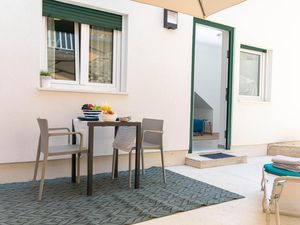 Ferienwohnung für 2 Personen (25 m²) in Crikvenica