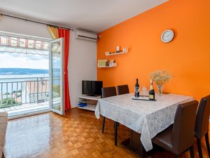 24018373-Ferienwohnung-6-Crikvenica-300x225-2