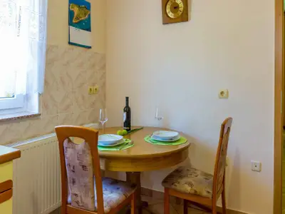Ferienwohnung für 2 Personen (37 m²) in Crikvenica 6/10