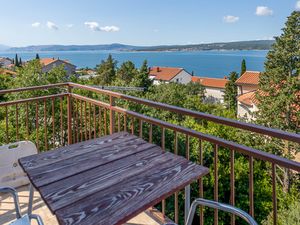 24024363-Ferienwohnung-3-Crikvenica-300x225-0