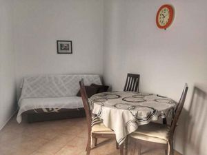 24031587-Ferienwohnung-2-Crikvenica-300x225-3