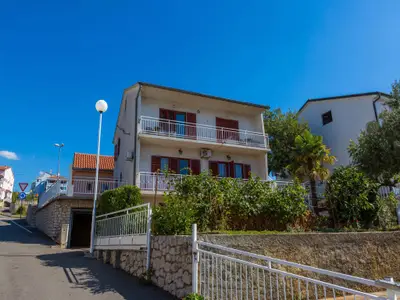 Ferienwohnung für 4 Personen (65 m²) in Crikvenica 1/10