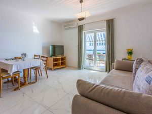 24032088-Ferienwohnung-4-Crikvenica-300x225-1