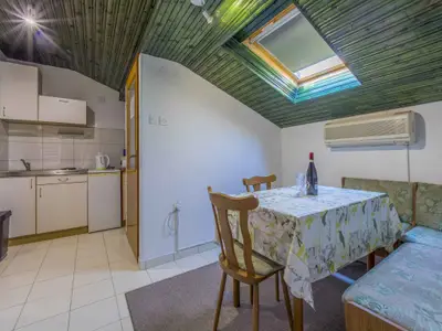 Ferienwohnung für 4 Personen (37 m²) in Crikvenica 10/10