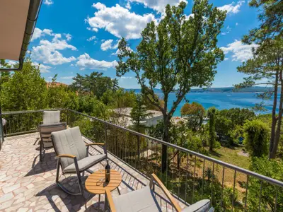 Ferienwohnung für 6 Personen (164 m²) in Crikvenica 1/10