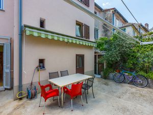 24033203-Ferienwohnung-2-Crikvenica-300x225-5