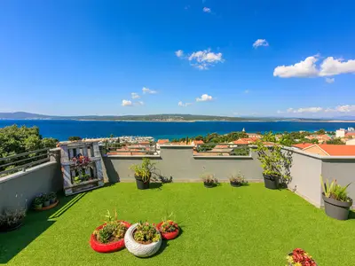 Ferienwohnung für 3 Personen (44 m²) in Crikvenica 1/10