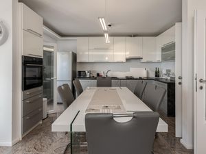 24043676-Ferienwohnung-5-Crikvenica-300x225-5