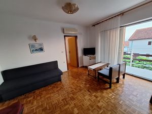 18954972-Ferienwohnung-4-Crikvenica-300x225-1