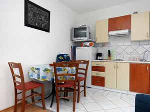 18951483-Ferienwohnung-3-Crikvenica-300x225-3