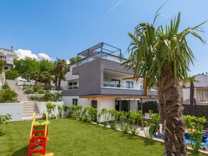 22922513-Ferienwohnung-6-Crikvenica-300x225-3