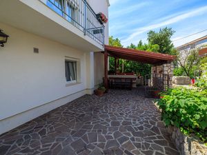 24033334-Ferienwohnung-4-Crikvenica-300x225-5