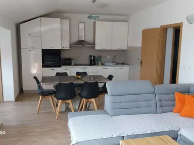 Ferienwohnung für 4 Personen (68 m²) in Crikvenica 6/10