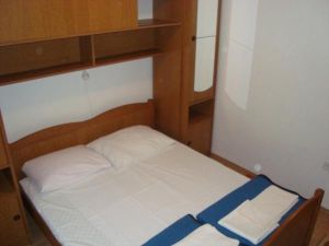 24053298-Ferienwohnung-4-Crikvenica-300x225-3