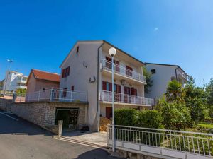 24047846-Ferienwohnung-4-Crikvenica-300x225-4