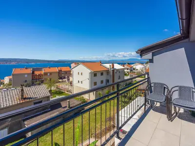 Ferienwohnung für 4 Personen (60 m²) in Crikvenica 1/10