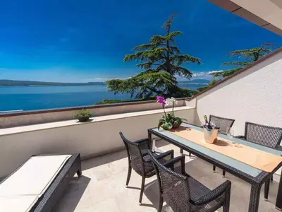 Ferienwohnung für 4 Personen (82 m²) in Crikvenica 6/10