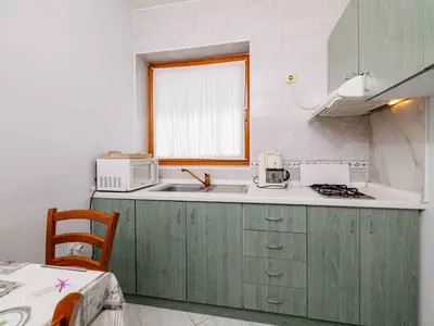 Ferienwohnung für 4 Personen (58 m²) in Crikvenica 8/10