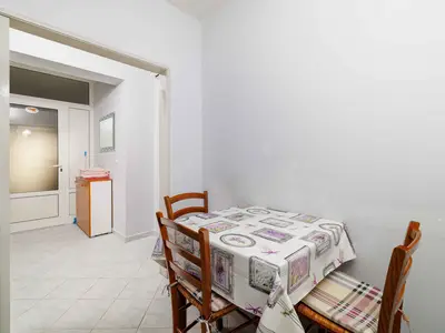Ferienwohnung für 4 Personen (58 m²) in Crikvenica 9/10