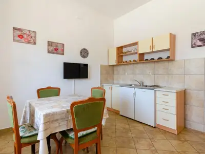 Ferienwohnung für 4 Personen (45 m²) in Crikvenica 4/10