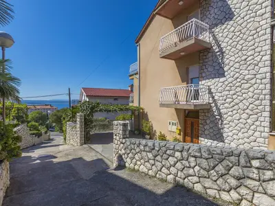 Ferienwohnung für 4 Personen (54 m²) in Crikvenica 3/10