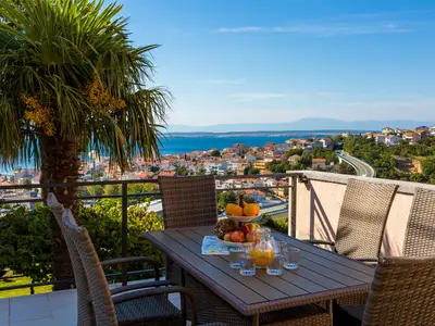Ferienwohnung für 6 Personen (83 m²) in Crikvenica 1/10