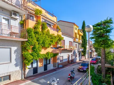 Ferienwohnung für 4 Personen (42 m²) in Crikvenica 1/10