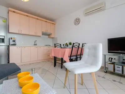 Ferienwohnung für 4 Personen (45 m²) in Crikvenica 7/10