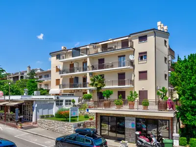 Ferienwohnung für 5 Personen (62 m²) in Crikvenica 3/10