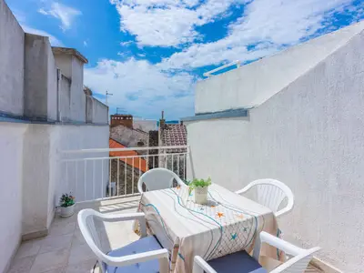 Ferienwohnung für 4 Personen (45 m²) in Crikvenica 1/10