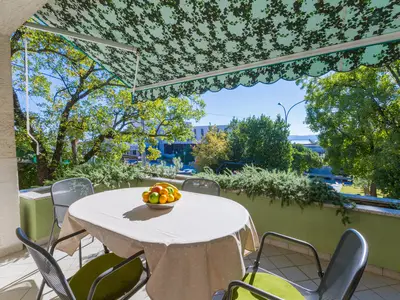 Ferienwohnung für 5 Personen (69 m²) in Crikvenica 1/10