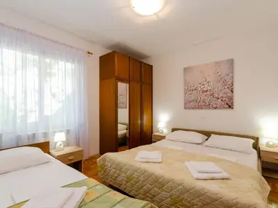 Ferienwohnung für 4 Personen (60 m²) in Crikvenica 3/10
