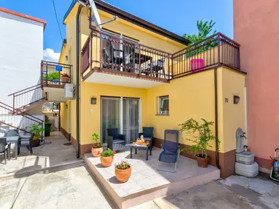 Ferienwohnung für 4 Personen (35 m²) in Crikvenica 1/10