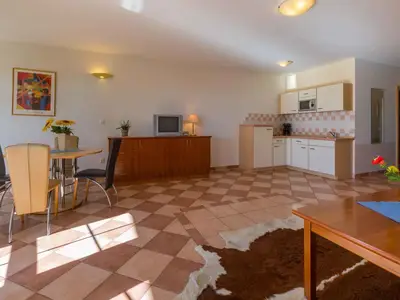 Ferienwohnung für 4 Personen (60 m²) in Crikvenica 5/10