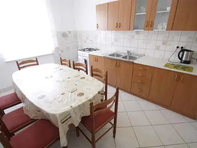 Ferienwohnung für 8 Personen (88 m²) in Crikvenica 8/10