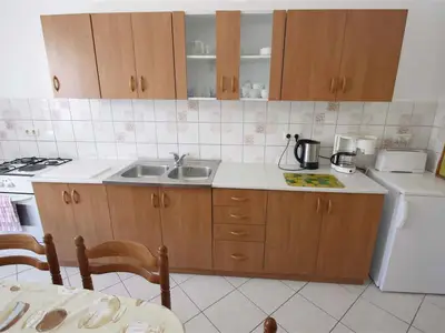 Ferienwohnung für 8 Personen (88 m²) in Crikvenica 9/10