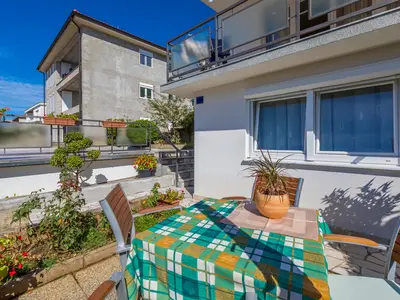 Ferienwohnung für 2 Personen (35 m²) in Crikvenica 5/10