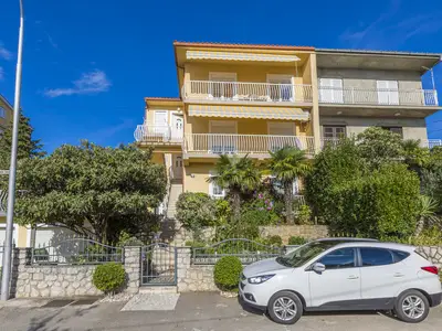 Ferienwohnung für 4 Personen (58 m²) in Crikvenica 1/10