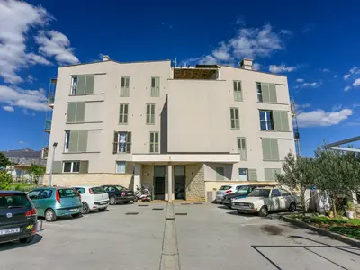 Ferienwohnung für 2 Personen (54 m²) in Crikvenica 1/10