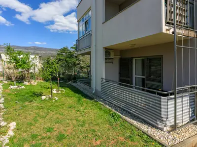 Ferienwohnung für 2 Personen (54 m²) in Crikvenica 3/10