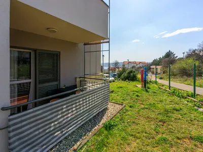 Ferienwohnung für 2 Personen (54 m²) in Crikvenica 4/10
