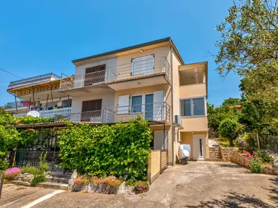 Ferienwohnung für 4 Personen (65 m²) in Crikvenica 1/10