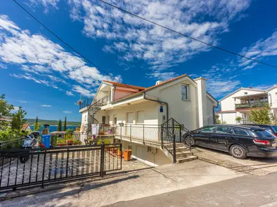 Ferienwohnung für 5 Personen (90 m²) in Crikvenica 1/10