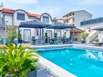 Ferienwohnung für 8 Personen (75 m²) in Crikvenica 1/10