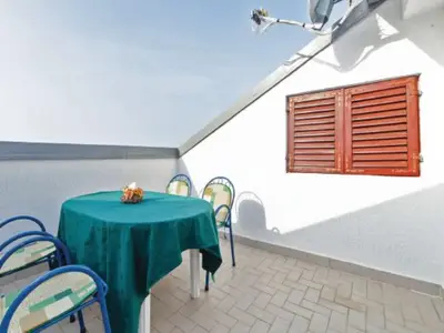 Ferienwohnung für 5 Personen (55 m²) in Crikvenica 7/10