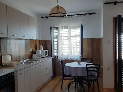 Ferienwohnung für 3 Personen (36 m²) in Crikvenica 4/10