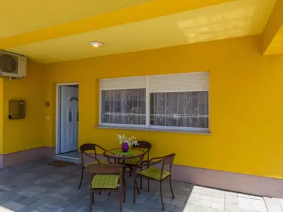 Ferienwohnung für 4 Personen (50 m²) in Crikvenica 2/10