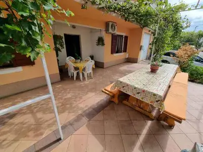 Ferienwohnung für 4 Personen (70 m²) in Crikvenica 1/10